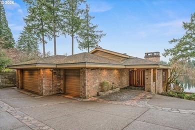 Lake Oswego Home For Sale in Lakeoswego Oregon