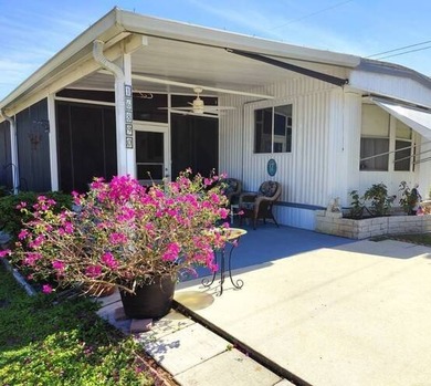 Caloosahatchee River Home For Sale in North Fort Myers Florida