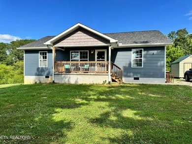 (private lake, pond, creek) Home For Sale in Jamestown Tennessee