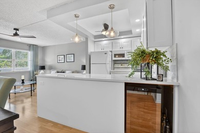Amazing turn key condo with spectacular water view. 1-bedroom, 1 - photo 11