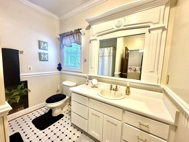 Here is a unique opportunity to own one of the most unique and - photo 18