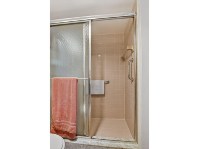 Amazing turn key condo with spectacular water view. 1-bedroom, 1 - photo 19