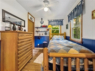 This lake home has it all for 1 price - Boat, 2 PWC's, Paddle - photo 21