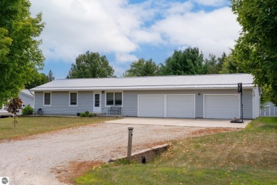 Lake Home For Sale in Lake Isabella, Michigan