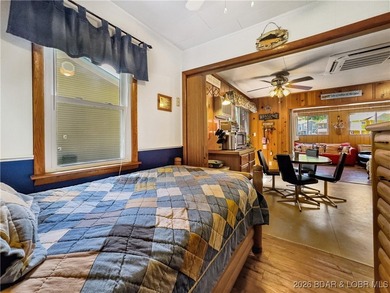This lake home has it all for 1 price - Boat, 2 PWC's, Paddle - photo 22