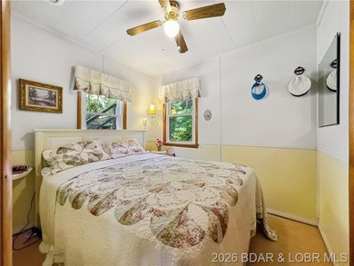 This lake home has it all for 1 price - Boat, 2 PWC's, Paddle - photo 23