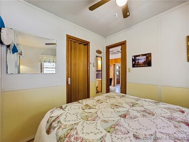 This lake home has it all for 1 price - Boat, 2 PWC's, Paddle - photo 24