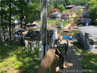 This lake home has it all for 1 price - Boat, 2 PWC's, Paddle - photo 37
