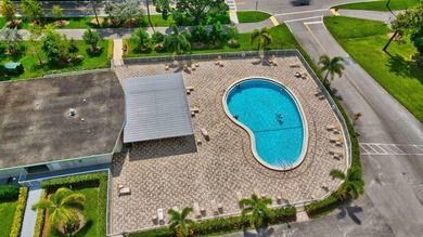 Amazing turn key condo with spectacular water view. 1-bedroom, 1 - photo 39