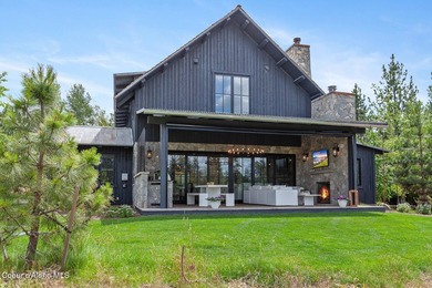 Welcome to Cottage 21, nestled in the heart of Gozzer Ranch's - photo 43