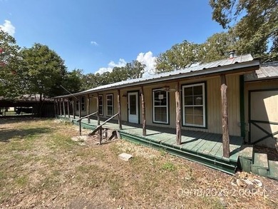 Lake Tawakoni Home For Sale in Quinlan Texas