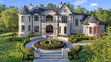 NEW CONSTRUCTION. Experience elevated luxury living in this - photo 3