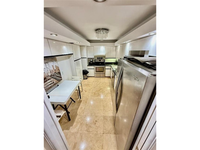 Lake Condo For Sale in Pompano Beach, Florida