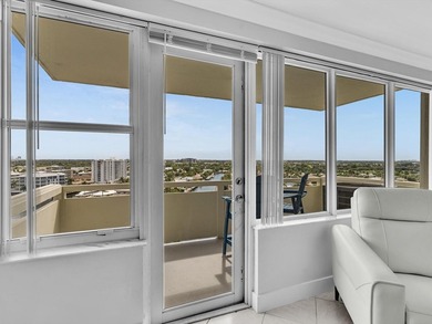 Move In Ready AMAZING VIEWS in this rarely available 3 bedroom - photo 4