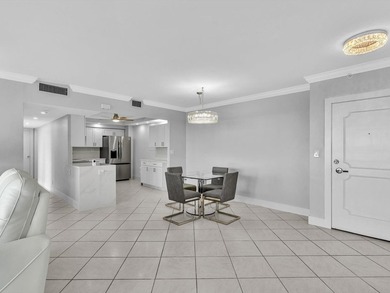 Move In Ready AMAZING VIEWS in this rarely available 3 bedroom - photo 10