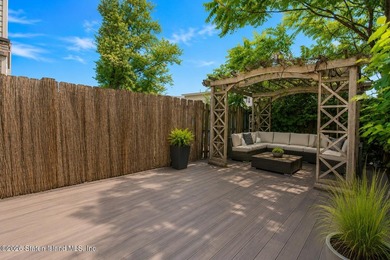 Welcome to this gorgeous 2-bedroom, 2-bath townhouse condo - photo 20