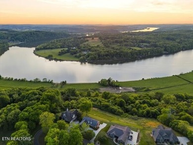 This Panoramic Horseshoe View of the Tennessee River/Watts Bar - photo 2