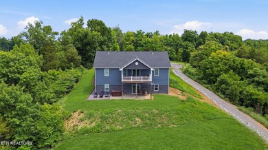 What a LAKEFRONT home awaits its proud new owners!! Viewers can - photo 12