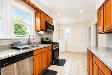 Welcome to 155 Fulton Street! This beautifully maintained - photo 12