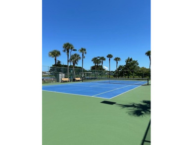Guard gated 55+ community with FREE Golf. 18-hole executive - photo 40