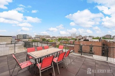Welcome to Willow Park, one of Uptown Hoboken's most - photo 23