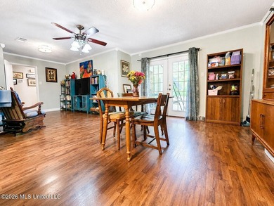 This 3 bedroom, 2 bath home is a spacious ranch-style home - photo 13