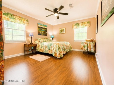 This 3 bedroom, 2 bath home is a spacious ranch-style home - photo 18