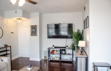 What a fabulous condo in the middle of the Loft District.  Walk