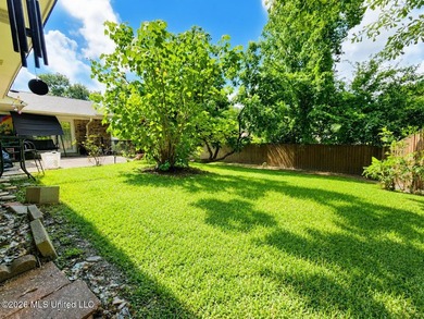 This 3 bedroom, 2 bath home is a spacious ranch-style home - photo 26
