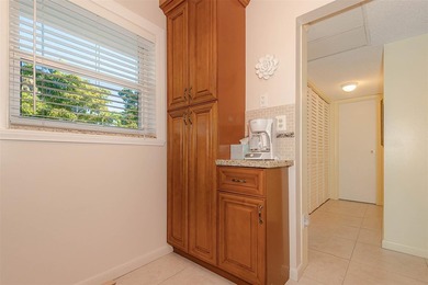 Beautiful condo in Hawaiian Gardens phase 3 in Sunflower - photo 6