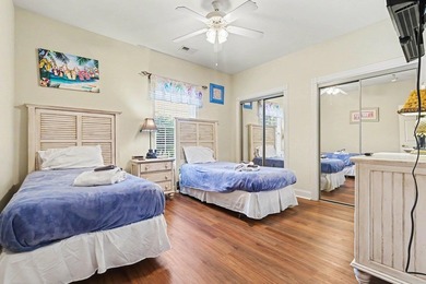 Beautiful three bedroom, two bath, UPDATED END UNIT in the - photo 18