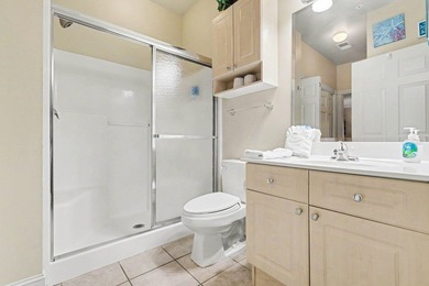 Beautiful three bedroom, two bath, UPDATED END UNIT in the - photo 21
