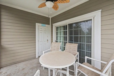 Beautiful three bedroom, two bath, UPDATED END UNIT in the - photo 23