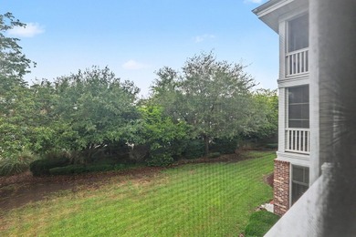 Beautiful three bedroom, two bath, UPDATED END UNIT in the - photo 25