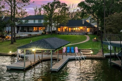 Lake Home For Sale in Malakoff, Texas