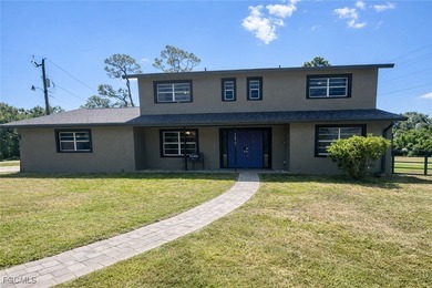 Caloosahatchee River Home For Sale in North Fort Myers Florida