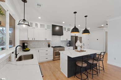 Experience luxurious modern farmhouse living on 5 wooded acres - photo 15