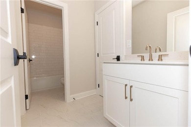 ~~~ELEVATE YOUR EVERYDAY~~~ TO-BE-BUILT! Receive $5,000 in - photo 30