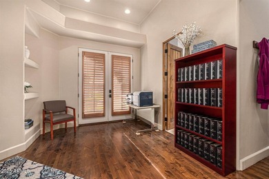 Introducing The Sunset Villa - a private retreat in Oakwood - photo 35