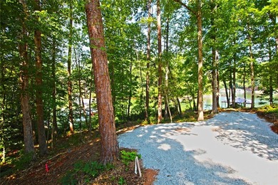 Beautiful large waterfront lot with lots of hardwoods and - photo 37