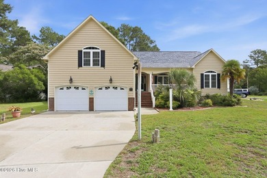 Discover refined coastal living in this beautifully maintained - photo 44