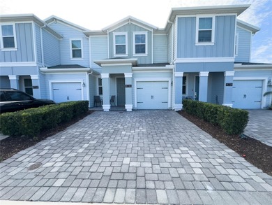 Storey Lake Area Townhome/Townhouse For Sale in Kissimmee Florida