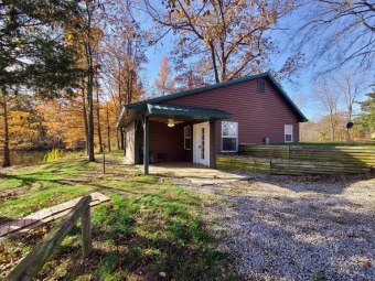 (private lake, pond, creek) Acreage For Sale in Mount Vernon Illinois