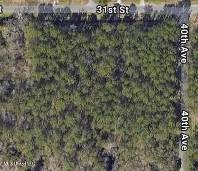 Located at the corner of 40th Ave and 31st St in Gulfport, this - photo 3