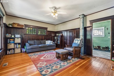 Absolutely charming 1910 Craftsman farmhouse - calling all - photo 15
