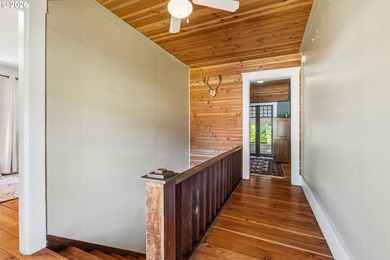 Absolutely charming 1910 Craftsman farmhouse - calling all - photo 19