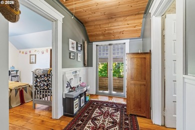 Absolutely charming 1910 Craftsman farmhouse - calling all - photo 20