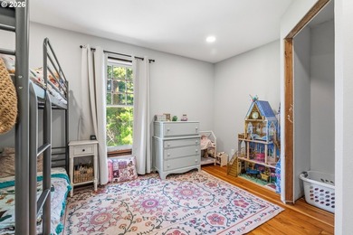 Absolutely charming 1910 Craftsman farmhouse - calling all - photo 21