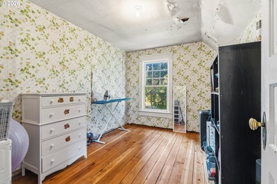 Absolutely charming 1910 Craftsman farmhouse - calling all - photo 22