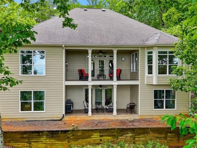 First time ever offered! Welcome to this beautifully maintained - photo 28